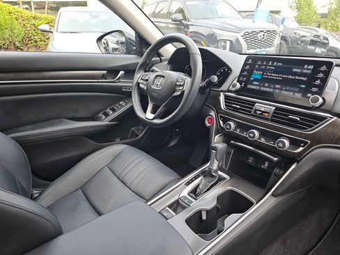 Used 2019 Honda Accord EX-L image 10