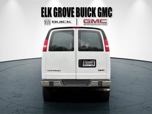Used 2023 GMC Savana 2500 w/ Driver Convenience Package image 5