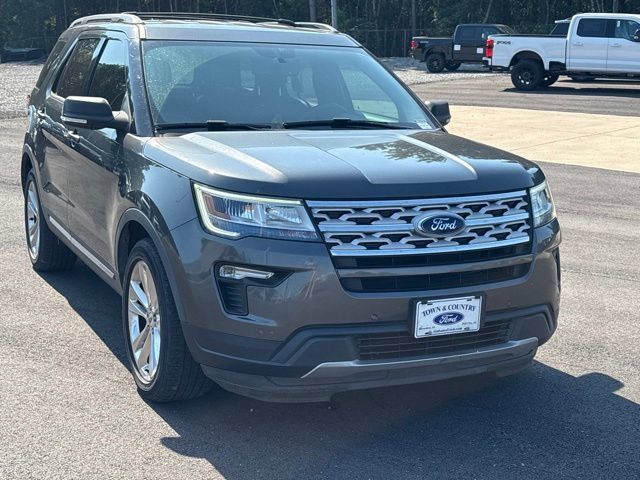 Used 2019 Ford Explorer XLT w/ Equipment Group 202A FWD image 1