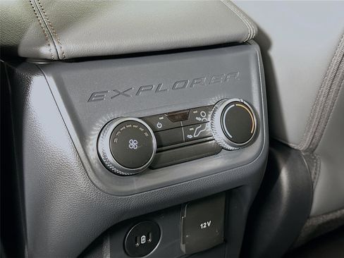 New 2026 Ford Explorer Active w/ Active Comfort Package image 25