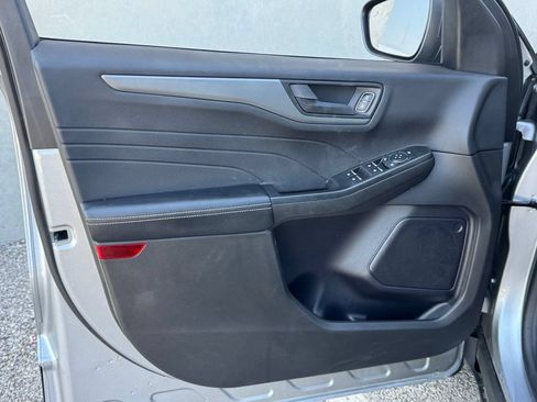 Used 2024 Ford Escape Active w/ Tech Pack #1 AWD/4WD image 16