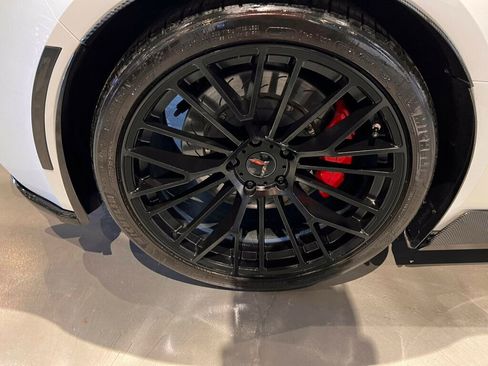 Used 2017 Chevrolet Corvette Grand Sport image 17