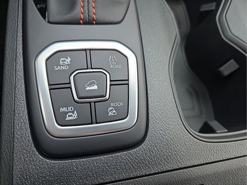 New 2026 Nissan Frontier PRO-4X AWD/4WD image 18