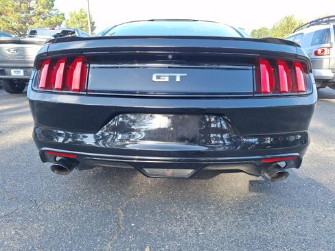 Used 2017 Ford Mustang GT image 6