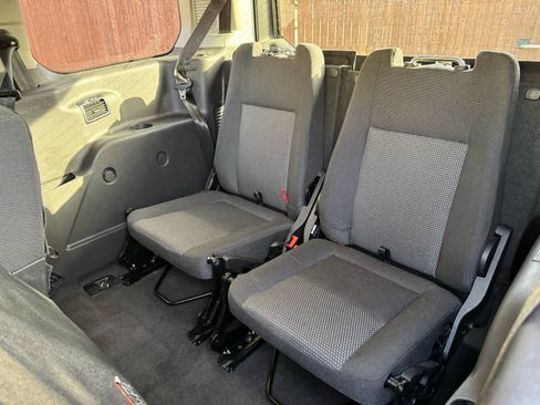 Used 2018 Ford Transit Connect XL FWD image 7