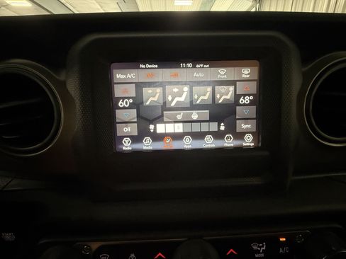 Used 2020 Jeep Wrangler Unlimited Sport S AWD/4WD image 25