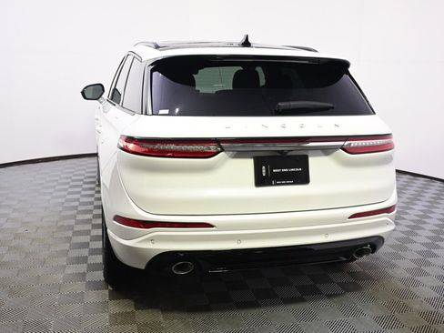 New 2026 Lincoln Corsair Reserve image 4