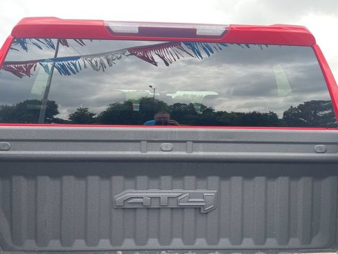 Used 2021 GMC Sierra 1500 AT4 AWD/4WD image 9