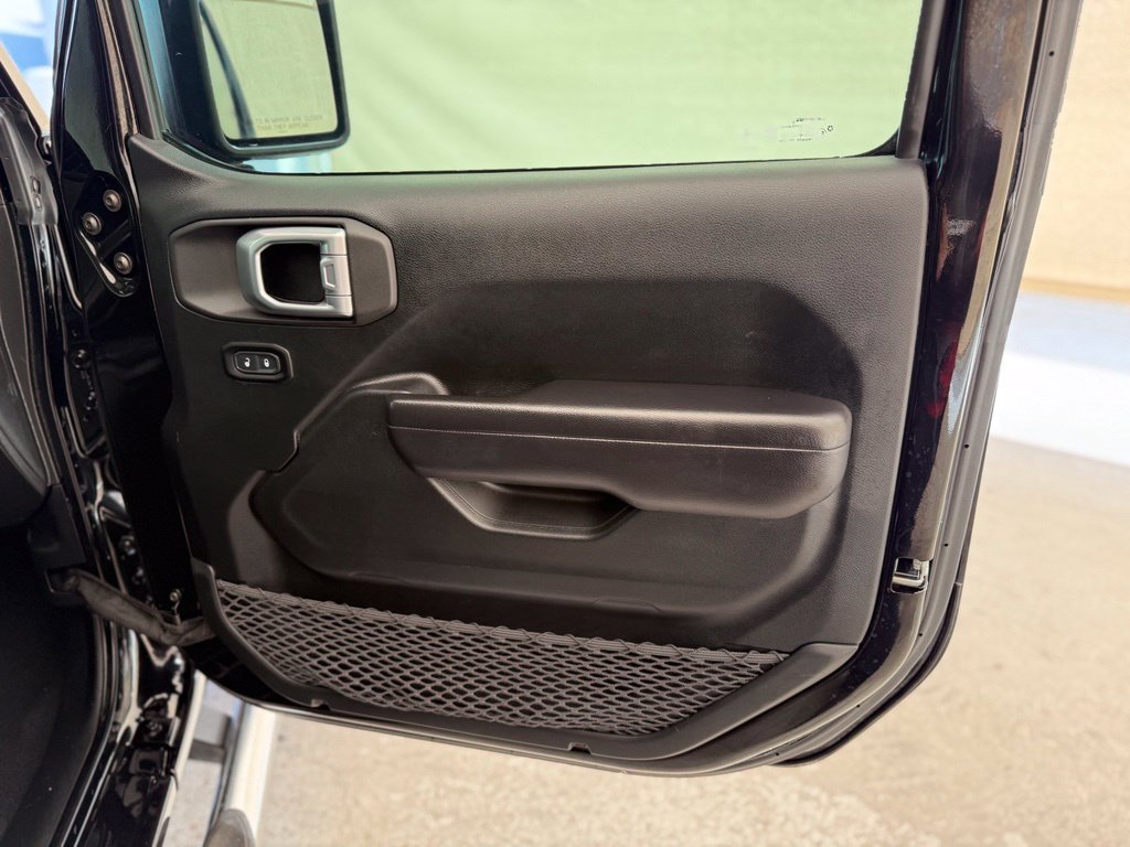 Used 2020 Jeep Wrangler Unlimited Sport AWD/4WD image 12