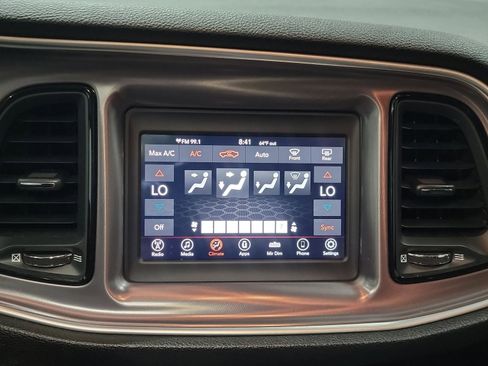 Used 2021 Dodge Challenger SXT AWD/4WD image 22
