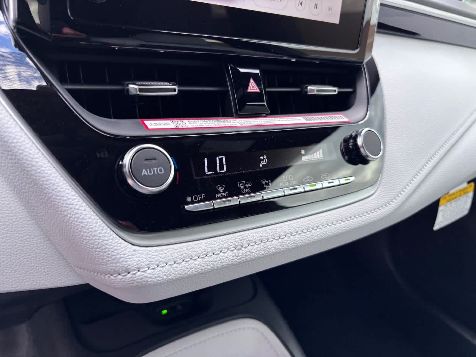 New 2027 Toyota Corolla SE FWD image 19