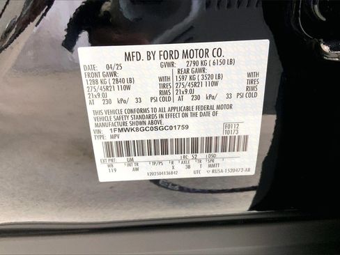 Certified 2025 Ford Explorer ST w/ Sun And Sound Package image 33