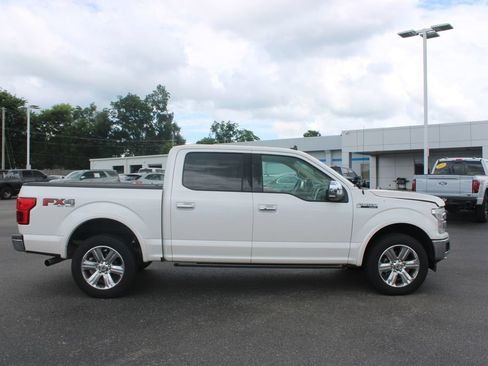 Used 2019 Ford F150 Lariat w/ Equipment Group 502A Luxury AWD/4WD image 11