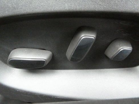 Used 2014 Chevrolet Corvette Stingray Coupe w/ 2LT Preferred Equipment Group image 23