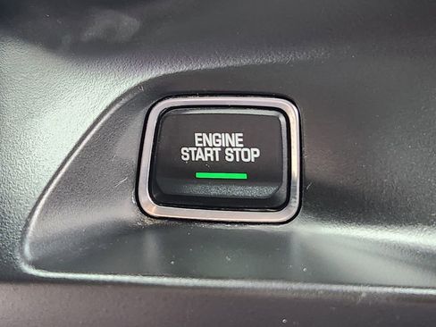 Used 2016 Chevrolet Camaro LT RWD image 19