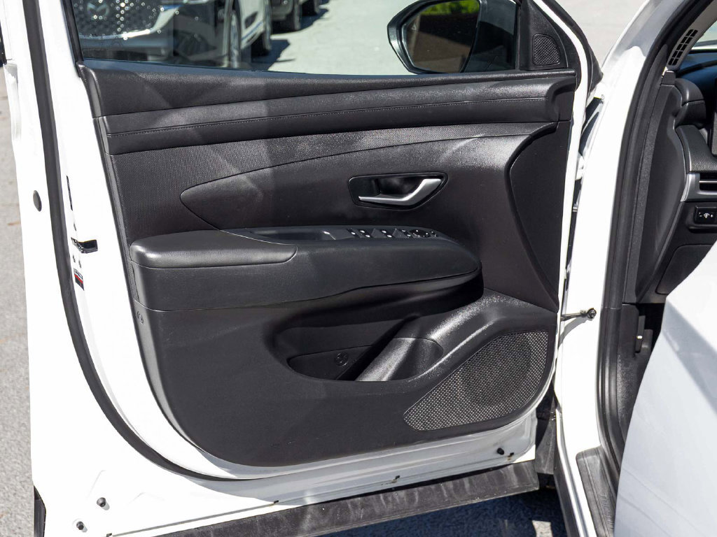 Used 2025 Hyundai Tucson SEL AWD/4WD image 11