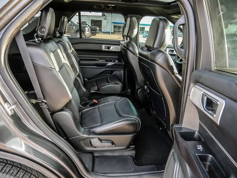 Used 2020 Ford Explorer ST w/ Premium Technology Package AWD/4WD image 24