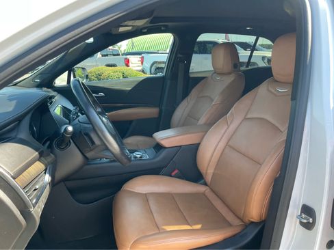 Used 2023 Cadillac XT4 Premium Luxury w/ Driver Assist Package AWD/4WD image 12