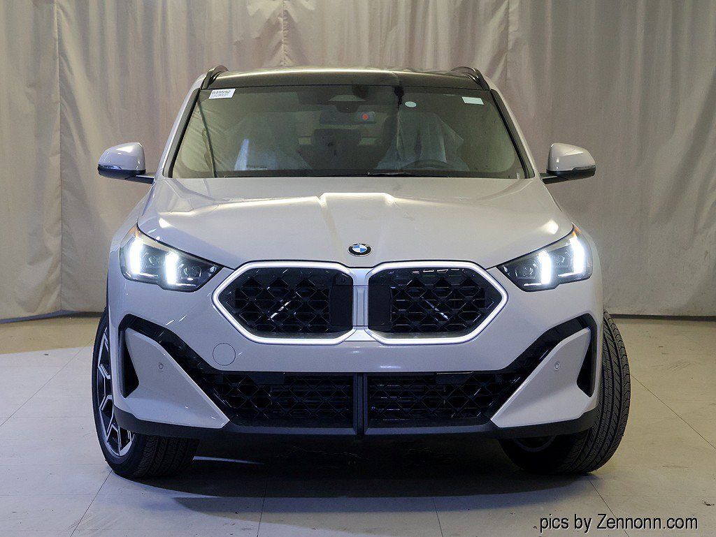 New 2026 BMW X2 xDrive28i w/ Technology Package AWD/4WD image 5