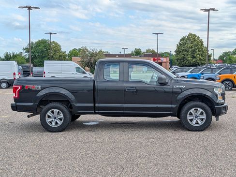 Used 2015 Ford F150 XL w/ Equipment Group 101A Mid AWD/4WD image 9