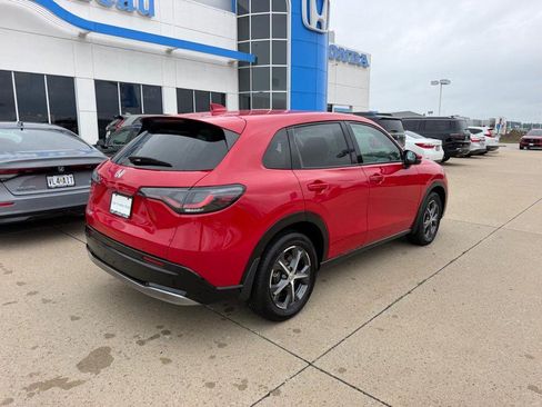 Used 2024 Honda HR-V EX-L image 2
