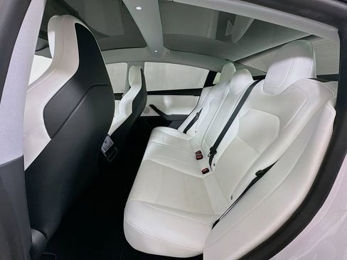 Used 2024 Tesla Model 3 Performance AWD/4WD image 17