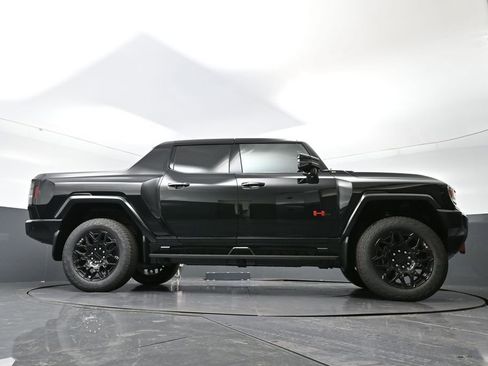 New 2025 GMC Hummer EV 2X w/ LPO, Sport Package image 46