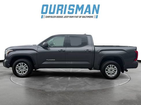 Used 2022 Toyota Tundra SR5 AWD/4WD image 3