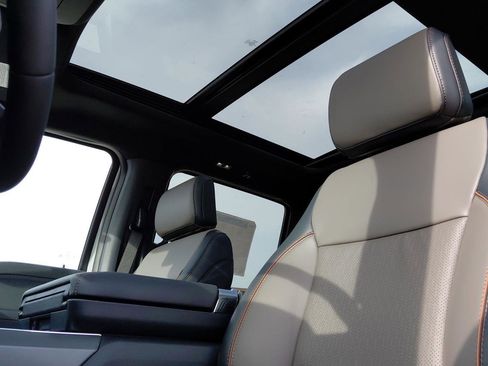 New 2026 Ford F150 Lariat w/ Equipment Group 501A Mid image 9