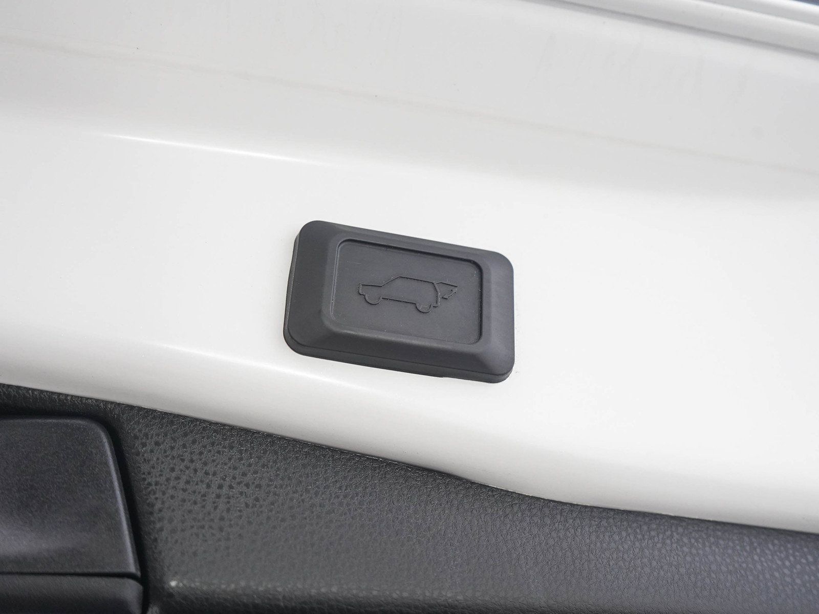 Used 2024 Toyota RAV4 Limited w/ Weather Package AWD/4WD image 11
