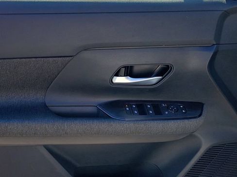 New 2026 Nissan Kicks SV w/ Cold Weather Package FWD image 5