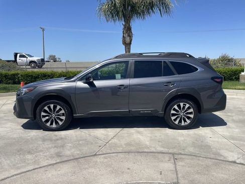 Used 2023 Subaru Outback Limited XT AWD/4WD image 5