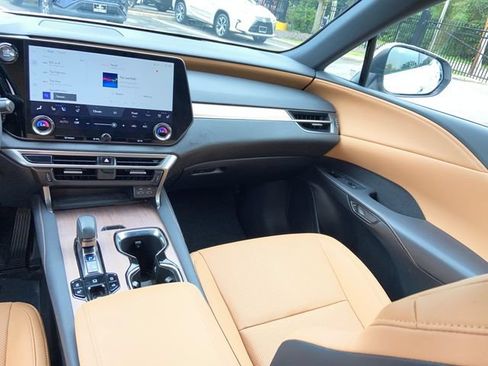 Certified 2023 Lexus RX 350 Premium w/ Cold Area Package AWD/4WD image 16