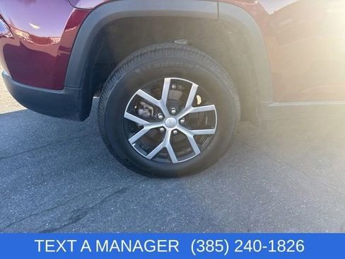 Used 2023 Jeep Grand Cherokee Limited w/ Trailer Tow Prep Group (B) image 8