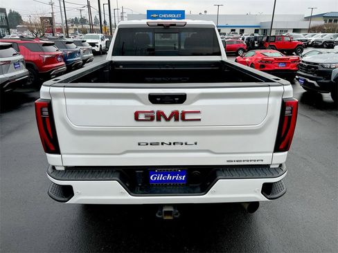 Used 2024 GMC Sierra 2500 Denali w/ Denali Reserve Package image 25