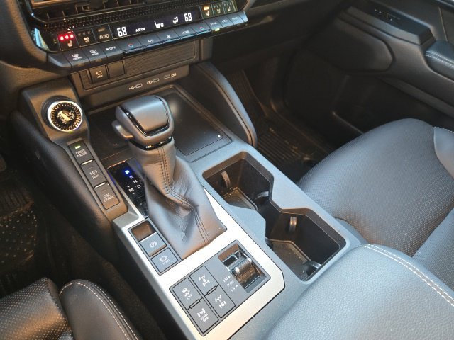 Used 2026 Toyota Land Cruiser w/ Premium Package AWD/4WD image 20