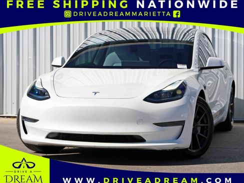 Used 2021 Tesla Model 3 Standard Range Plus image 1
