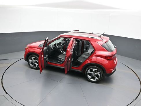 Certified 2023 Hyundai Venue Limited FWD image 43