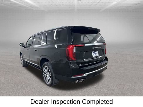 Used 2026 GMC Yukon XL Denali w/ Denali Reserve Package AWD/4WD image 9