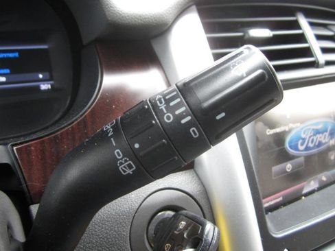 Used 2013 Ford Edge Limited w/ Vision Pkg image 30