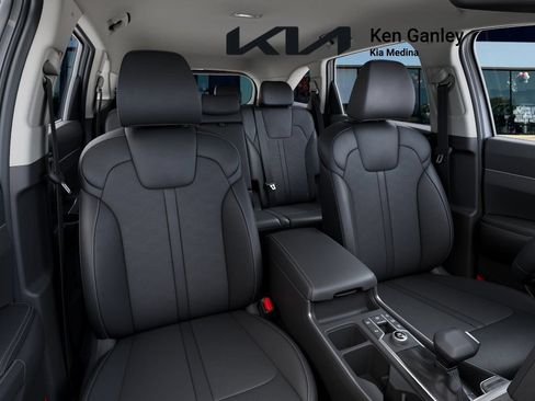 New 2026 Kia Sorento S FWD image 15