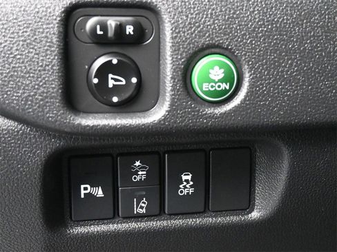 Used 2019 Honda Pilot Touring image 5