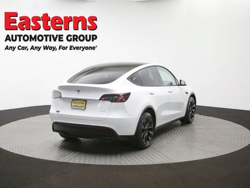 Used 2022 Tesla Model Y Long Range AWD/4WD image 34
