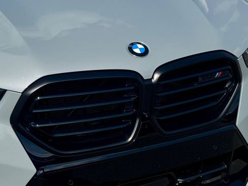 Used 2026 BMW X5 M Competition w/ Executive Package image 97