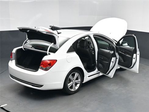 Used 2013 Chevrolet Cruze LT w/ RS Package image 20