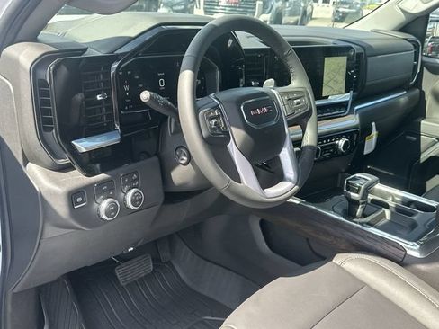 New 2026 GMC Sierra 1500 SLT w/ SLT Premium Package AWD/4WD image 11