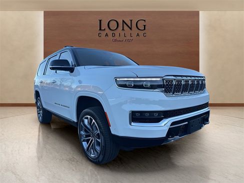 Used 2024 Jeep Grand Wagoneer Series III w/ HD Trailer Tow Package image 7