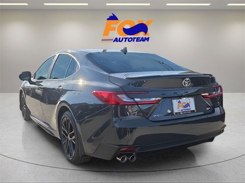 New 2026 Toyota Camry SE image 3