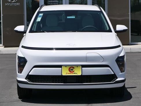 New 2025 Hyundai Kona SEL image 8