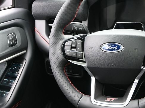 New 2026 Ford Explorer ST w/ Sun And Sound Package image 31